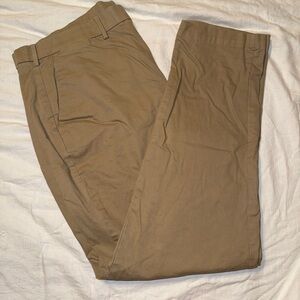 GAP Men’s Slim Khaki Pants